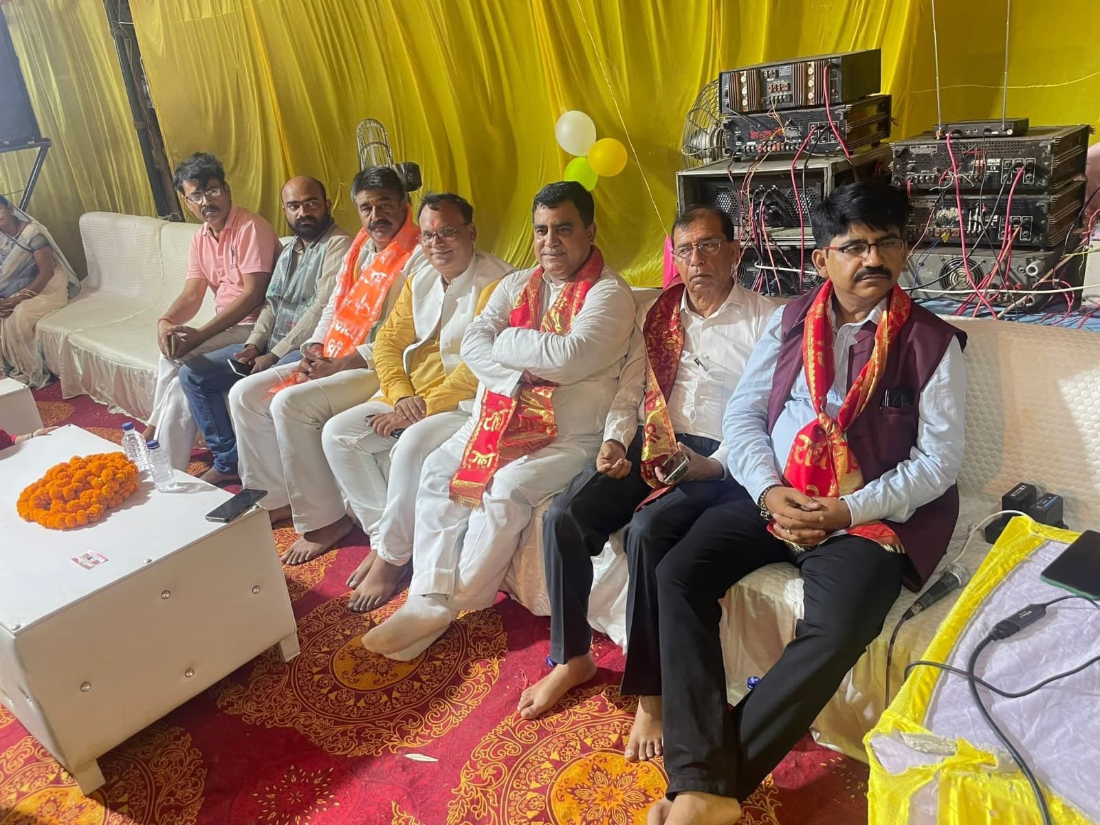 भव्य कलश यात्रा सहित श्रीराम कथा प्रारम्भ।