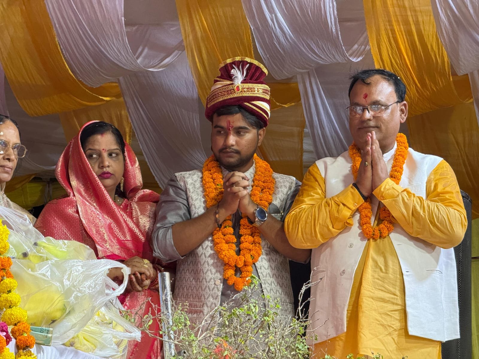 भव्य कलश यात्रा सहित श्रीराम कथा प्रारम्भ।